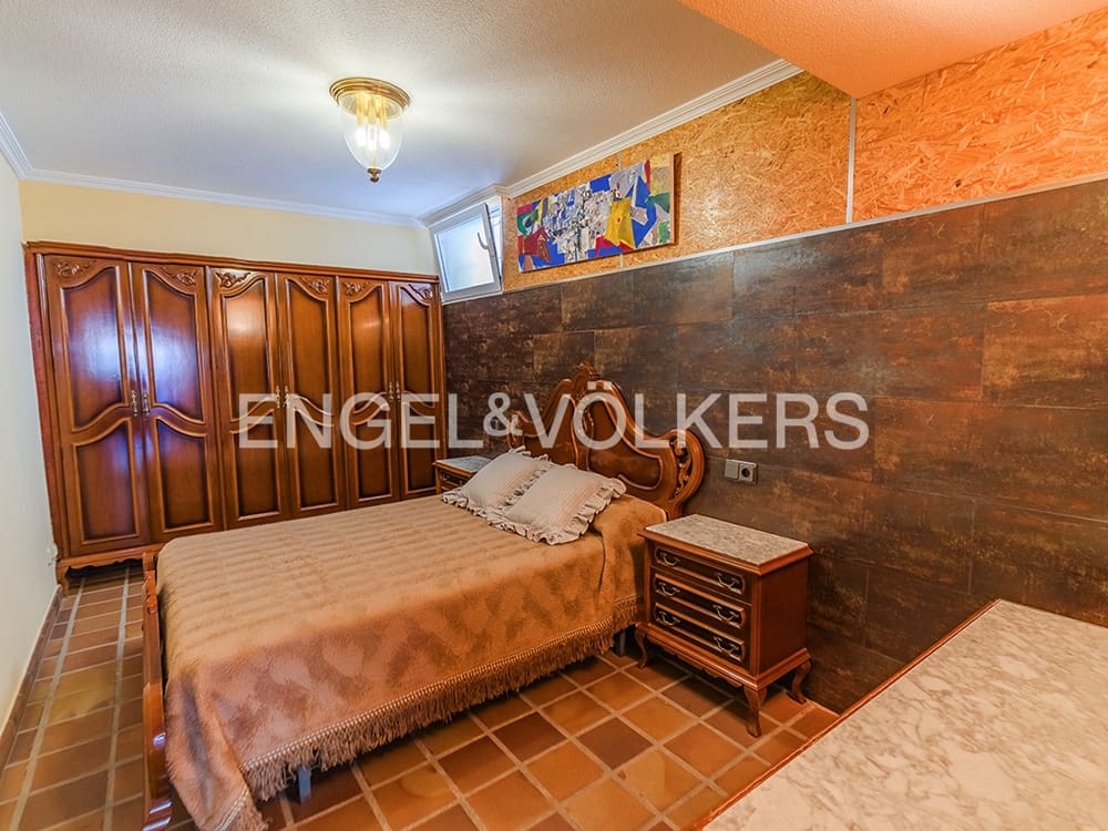 5 chambre Villa/Maison à vendre à San Vicente / Sant Vicent del Raspeig avec piscine garage - 715 000 € (Ref: 9432398)