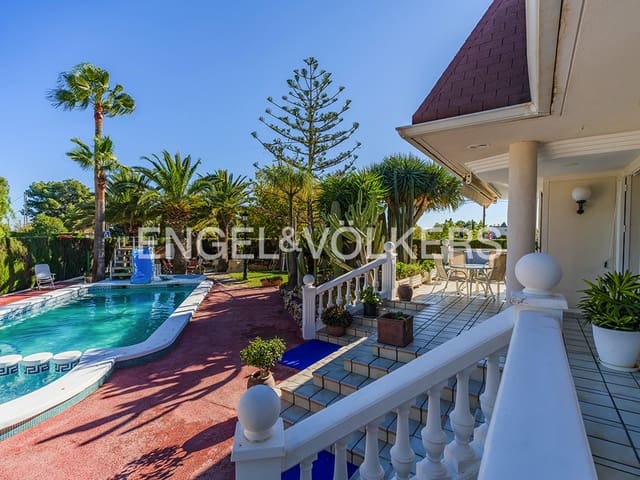 5 chambre Villa/Maison à vendre à San Vicente / Sant Vicent del Raspeig avec piscine garage - 715 000 € (Ref: 9432398)