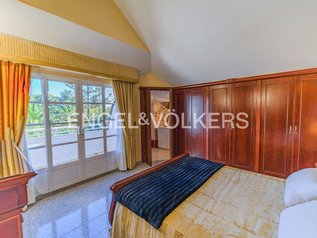 5 chambre Villa/Maison à vendre à San Vicente / Sant Vicent del Raspeig avec piscine garage - 715 000 € (Ref: 9432398)