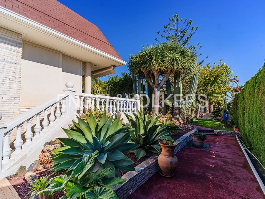 5 chambre Villa/Maison à vendre à San Vicente / Sant Vicent del Raspeig avec piscine garage - 715 000 € (Ref: 9432398)