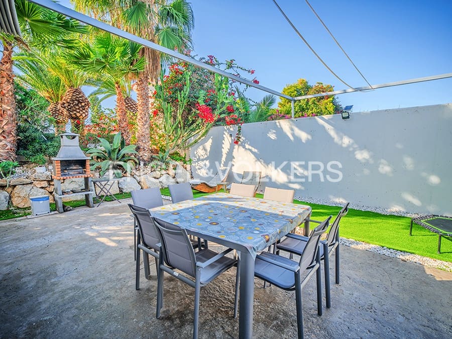 4 slaapkamer Villa te koop in Muchamiel / Mutxamel met zwembad garage - € 680.000 (Ref: 9496445)