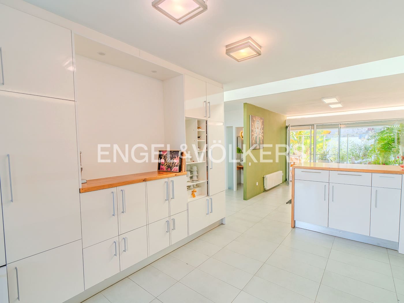 4 slaapkamer Villa te koop in Muchamiel / Mutxamel met zwembad garage - € 680.000 (Ref: 9496445)