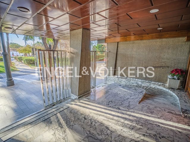 3 soveværelse Lejlighed til salg i Ensanche - Diputacion, Alicante by - € 460.000 (Ref: 9505942)