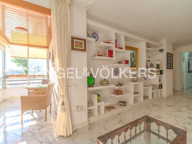 3 soveværelse Lejlighed til salg i Ensanche - Diputacion, Alicante by - € 460.000 (Ref: 9505942)