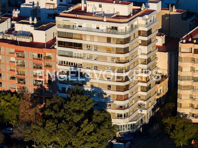 3 soveværelse Lejlighed til salg i Ensanche - Diputacion, Alicante by - € 460.000 (Ref: 9505942)