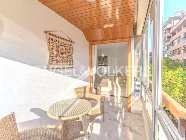 3 soveværelse Lejlighed til salg i Ensanche - Diputacion, Alicante by - € 460.000 (Ref: 9505942)