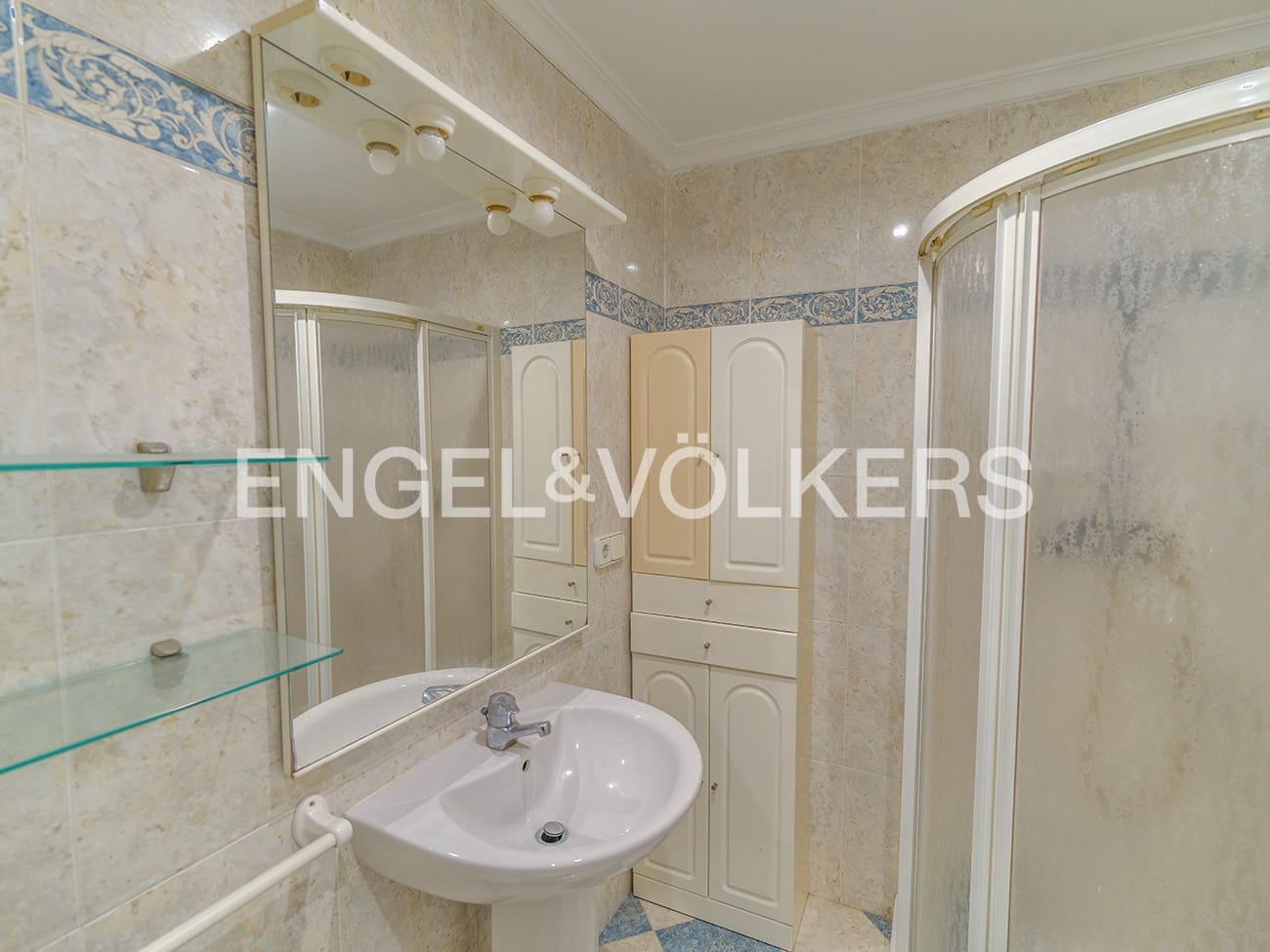 3 soveværelse Lejlighed til salg i Alicante by - € 460.000 (Ref: 9505942)