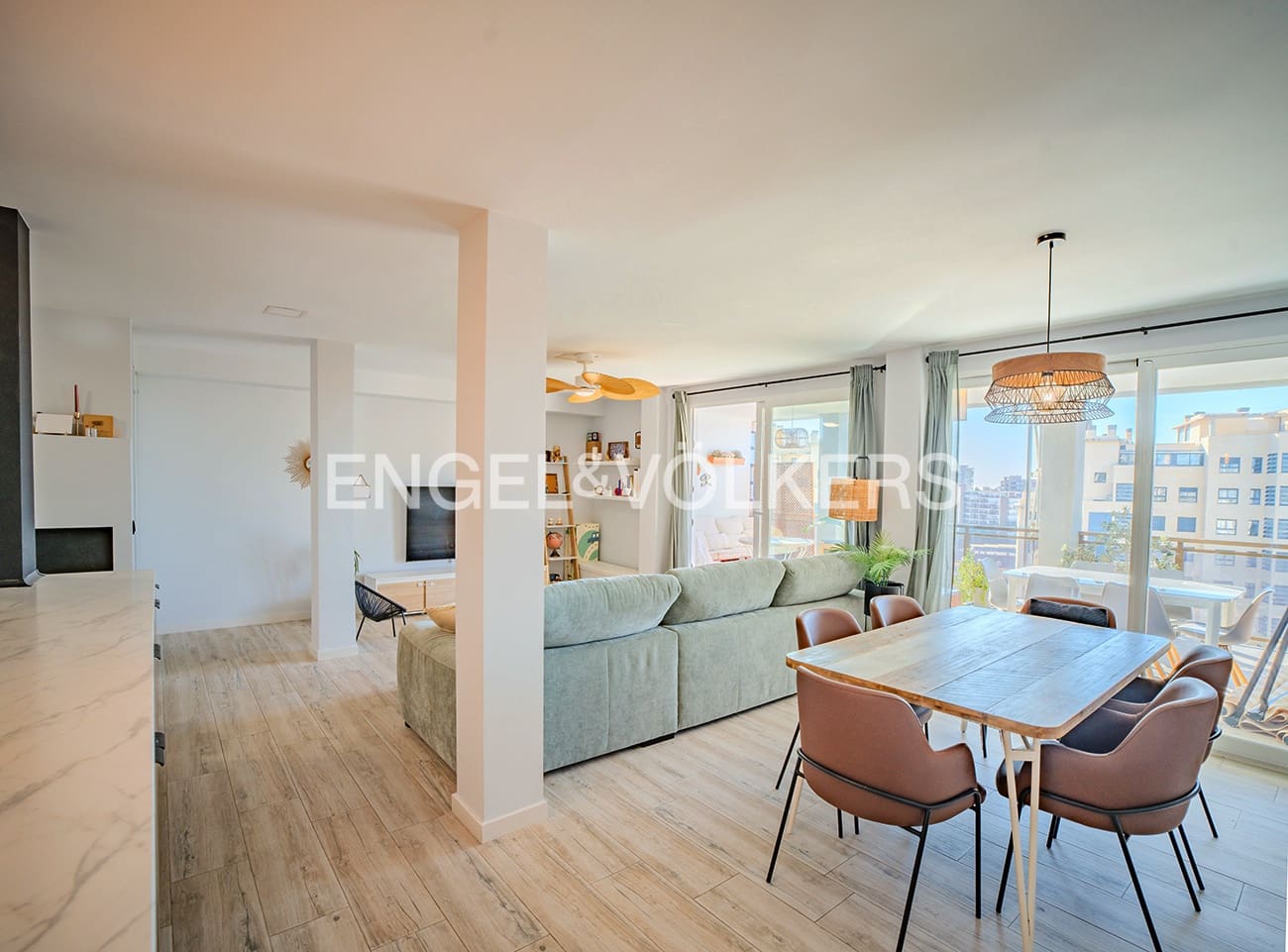 3 sypialnia Apartament na sprzedaż w Miasto Alicante / Alacant z basenem garażem - 559 000 € (Ref: 9525670)