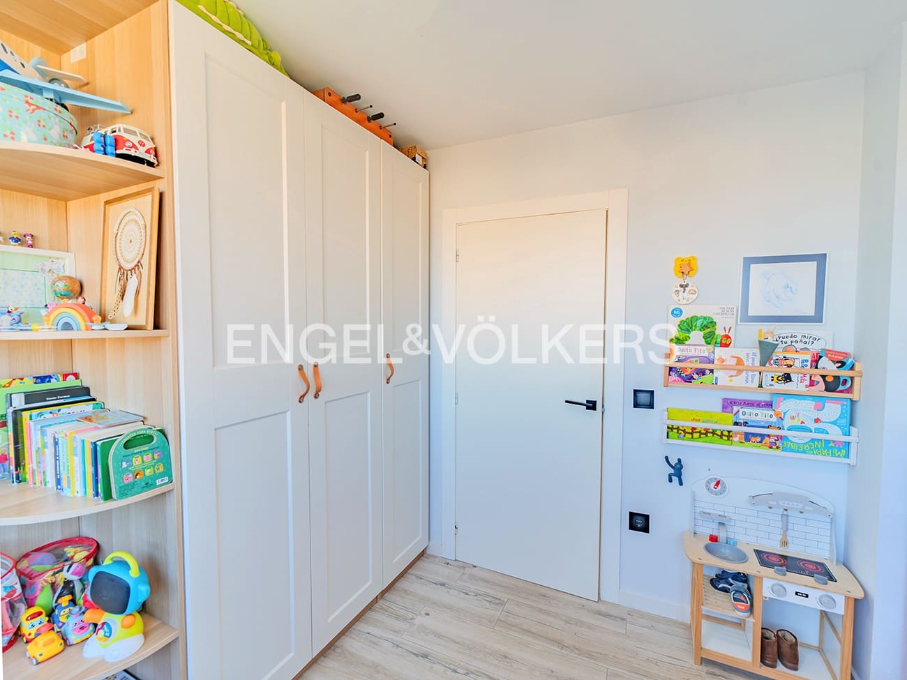 3 sypialnia Apartament na sprzedaż w Miasto Alicante / Alacant z basenem garażem - 559 000 € (Ref: 9525670)