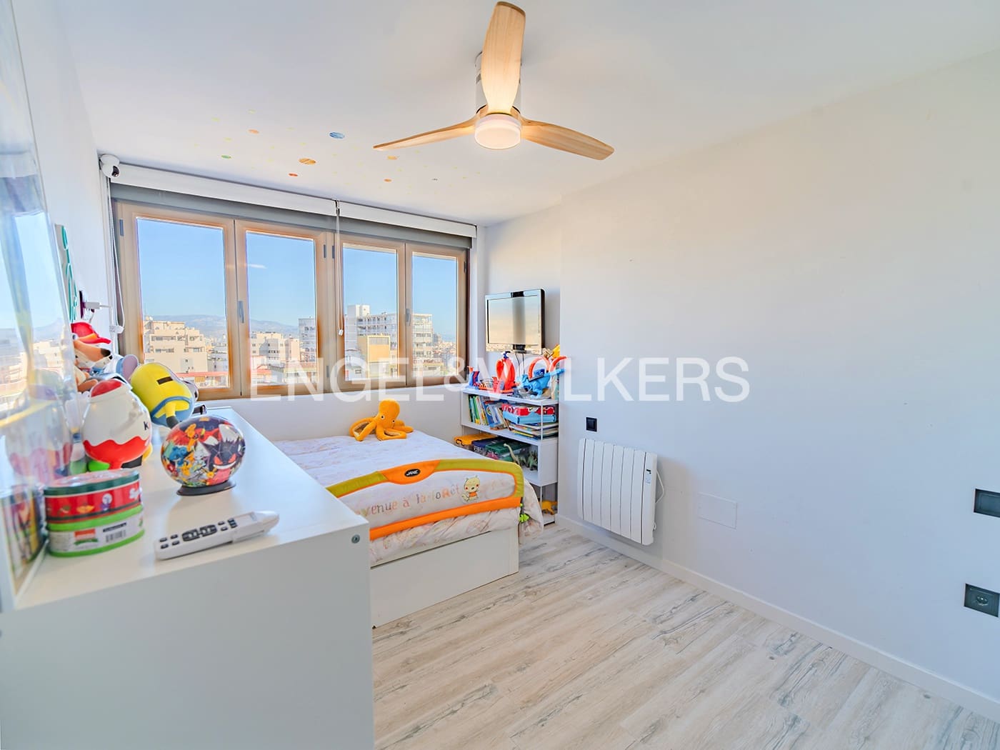 3 sypialnia Apartament na sprzedaż w Miasto Alicante / Alacant z basenem garażem - 559 000 € (Ref: 9525670)