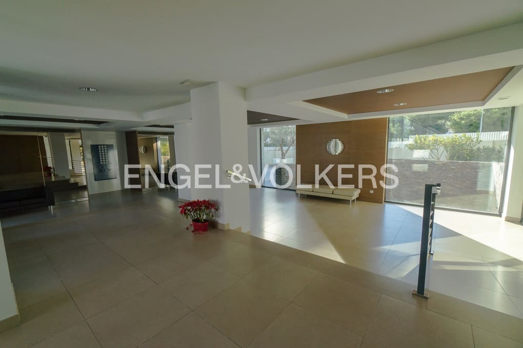 Apartamento de 3 habitaciones en Alicante / Alacant ciudad en venta con piscina garaje - 895.000 € (Ref: 9525735)