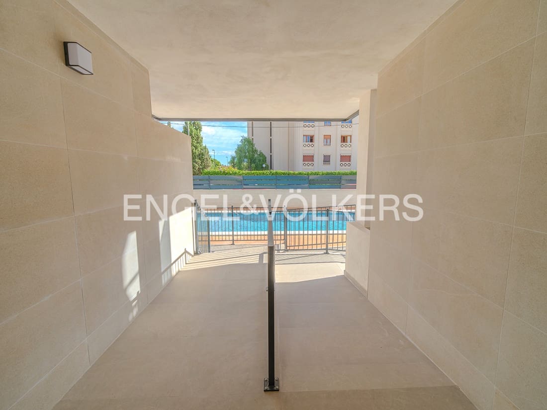 2 bedroom Apartment for sale in San Juan de Alicante / Sant Joan d'Alacant with pool garage - € 340,000 (Ref: 9528461)
