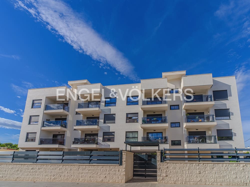 2 bedroom Apartment for sale in San Juan de Alicante / Sant Joan d'Alacant with pool garage - € 340,000 (Ref: 9528461)