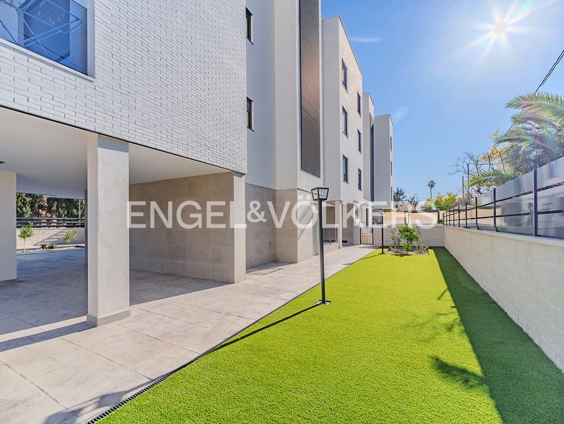 2 bedroom Apartment for sale in San Juan de Alicante / Sant Joan d'Alacant with pool garage - € 340,000 (Ref: 9528461)