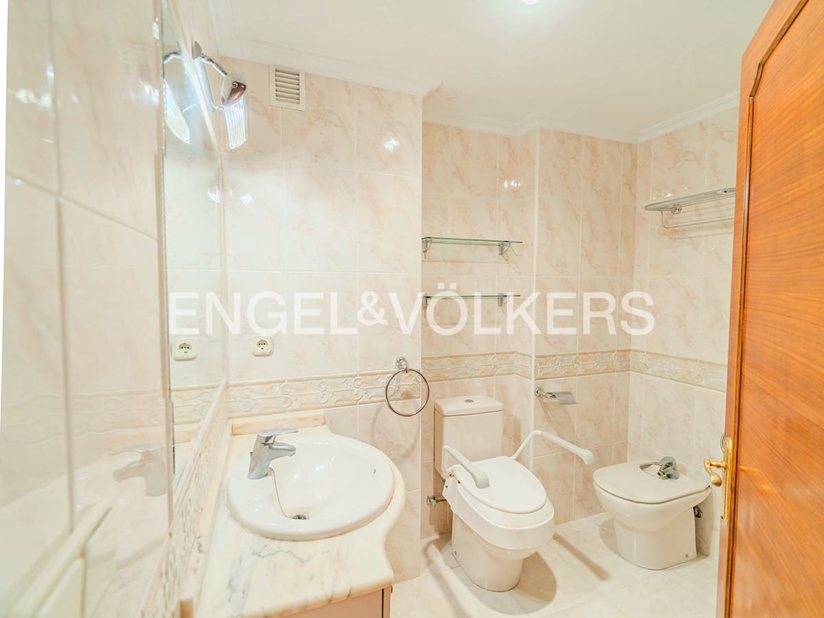 4 Zimmer Apartment zu verkaufen in Alicante / Alacant Stadt - 790.000 € (Ref: 9559460)