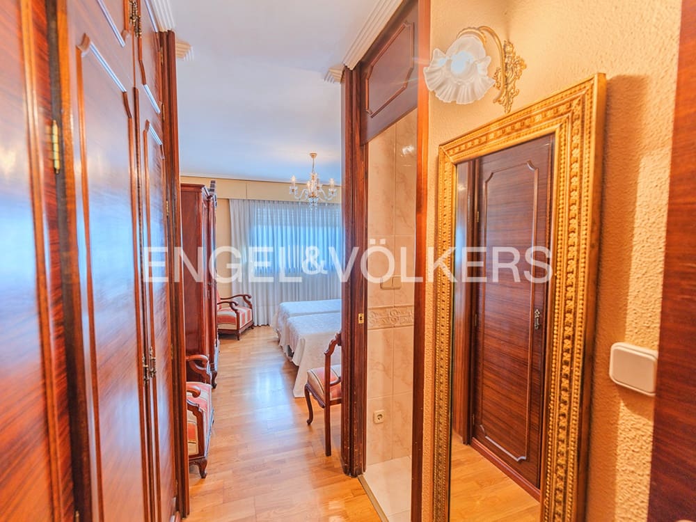 4 Zimmer Apartment zu verkaufen in Alicante / Alacant Stadt - 790.000 € (Ref: 9559460)