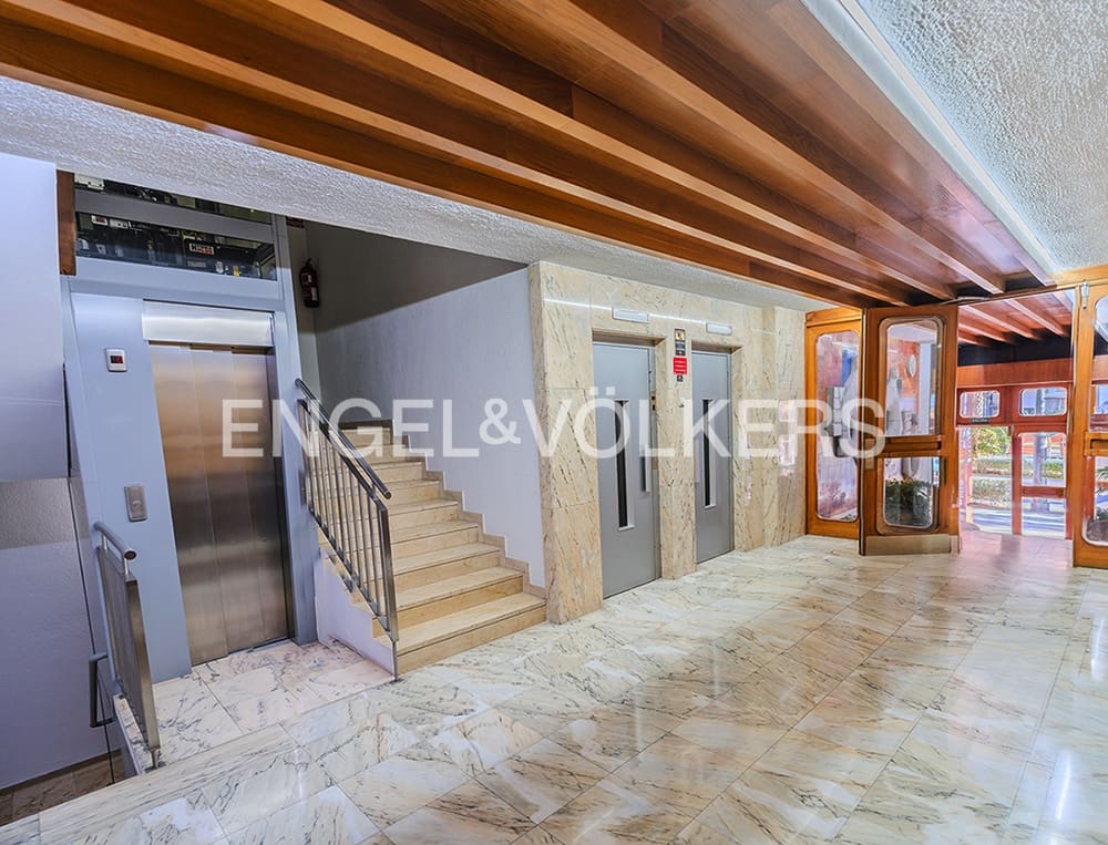 4 Zimmer Apartment zu verkaufen in Alicante / Alacant Stadt - 790.000 € (Ref: 9559460)