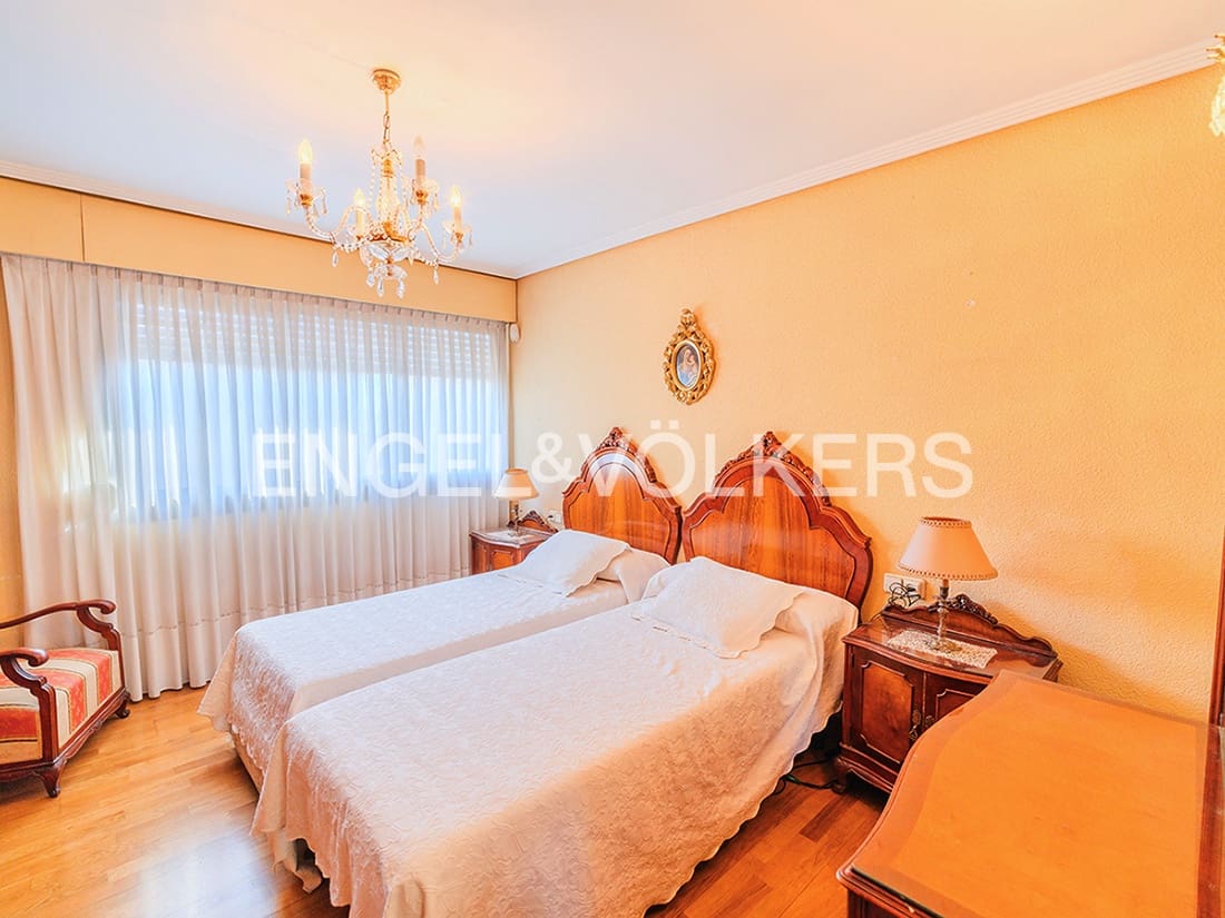 4 Zimmer Apartment zu verkaufen in Alicante / Alacant Stadt - 790.000 € (Ref: 9559460)