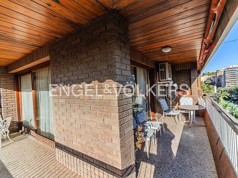 4 Zimmer Apartment zu verkaufen in Alicante / Alacant Stadt - 790.000 € (Ref: 9559460)