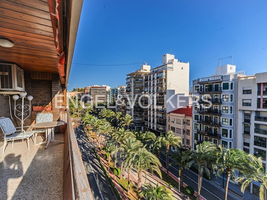 4 Zimmer Apartment zu verkaufen in Alicante / Alacant Stadt - 790.000 € (Ref: 9559460)