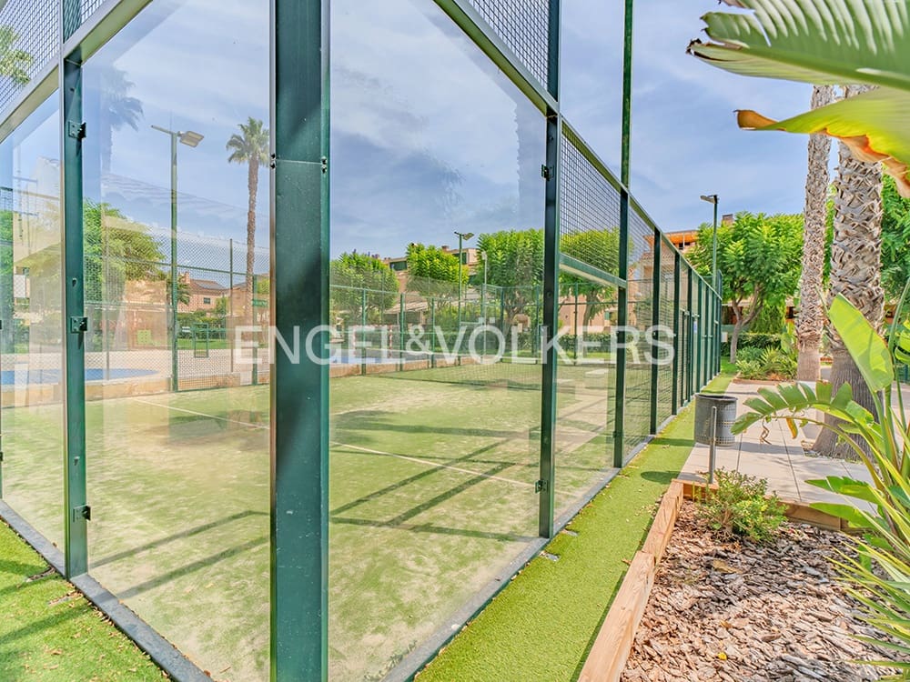4 Zimmer Bungalow zu verkaufen in Alicante / Alacant Stadt mit Pool Garage - 790.000 € (Ref: 9562287)