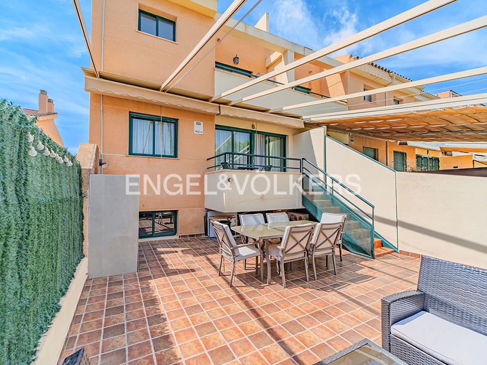 4 Zimmer Bungalow zu verkaufen in Alicante / Alacant Stadt mit Pool Garage - 790.000 € (Ref: 9562287)