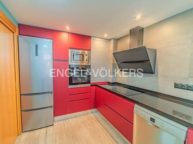 4 soverom Bungalow til salgs i Alicante Golf, Alicante by med svømmebasseng garasje - € 790 000 (Ref: 9562287)