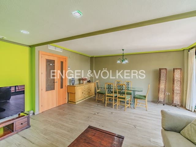 4 soverom Bungalow til salgs i Alicante Golf, Alicante by med svømmebasseng garasje - € 790 000 (Ref: 9562287)