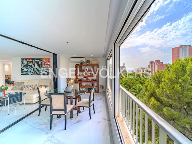 5 Zimmer Apartment zu verkaufen in Playa de San Juan, Alicante / Alacant Stadt mit Pool Garage - 639.000 € (Ref: 9562545)