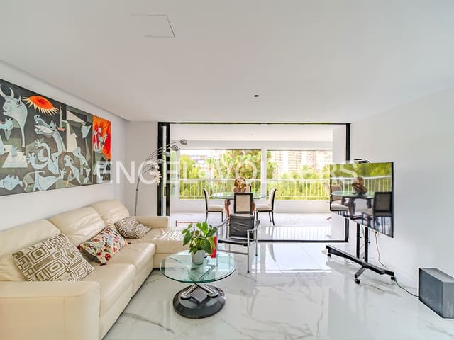 5 Zimmer Apartment zu verkaufen in Playa de San Juan, Alicante / Alacant Stadt mit Pool Garage - 639.000 € (Ref: 9562545)