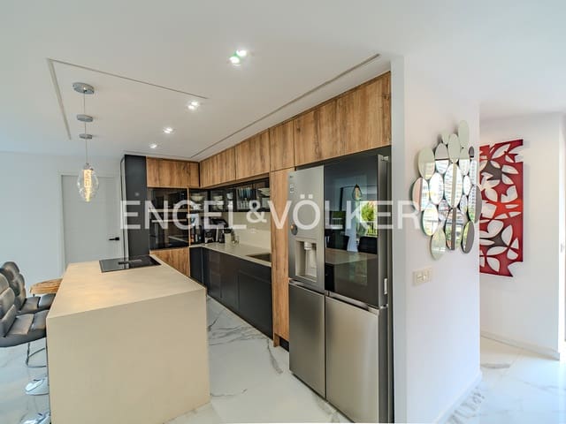 5 Zimmer Apartment zu verkaufen in Playa de San Juan, Alicante / Alacant Stadt mit Pool Garage - 639.000 € (Ref: 9562545)