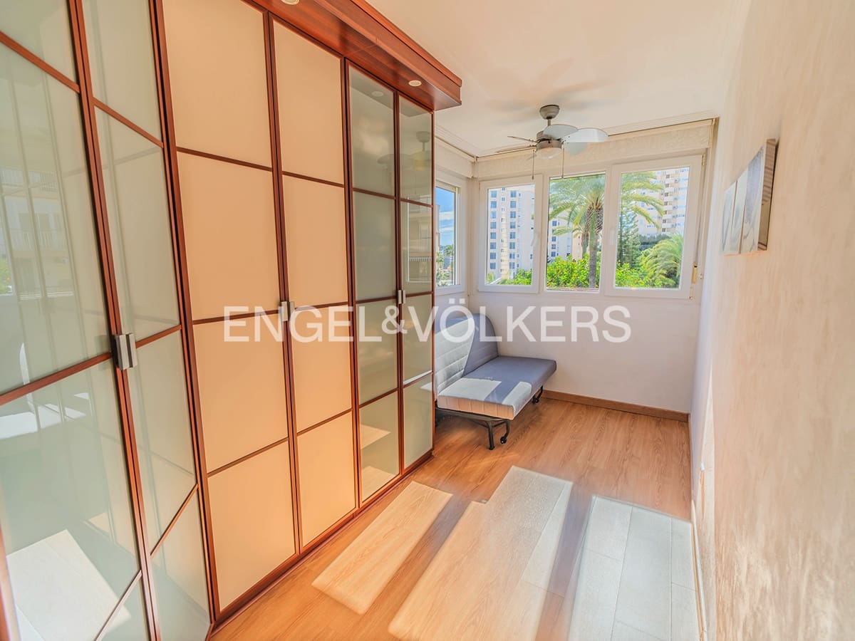 3 chambre Appartement à vendre à Alicante ville avec piscine garage - 395 000 € (Ref: 9588137)