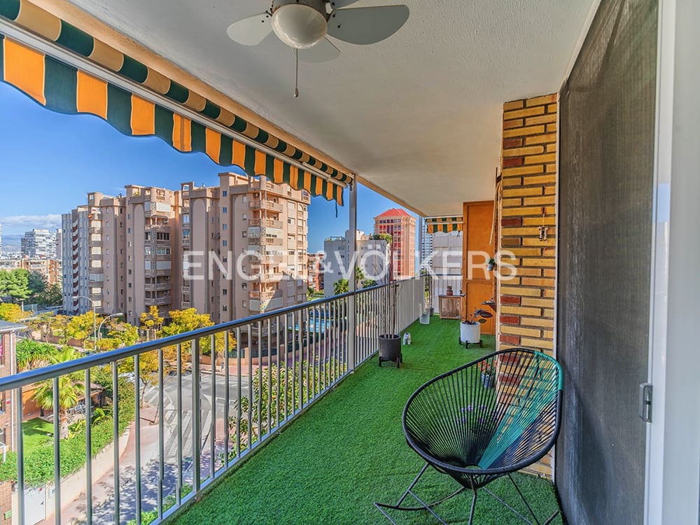 3 chambre Appartement à vendre à Alicante ville avec piscine garage - 395 000 € (Ref: 9588137)