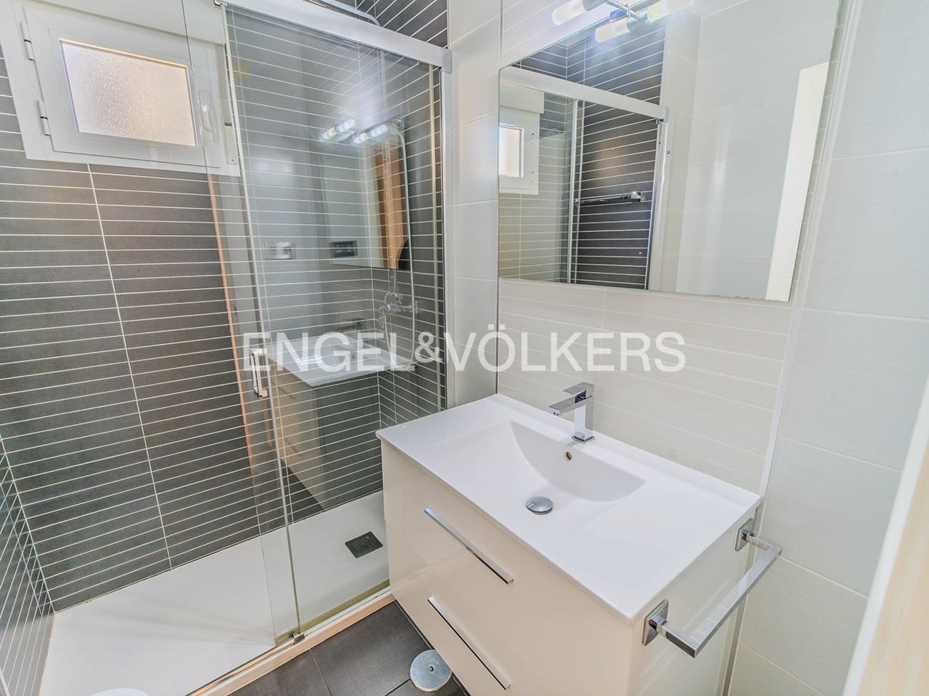 3 chambre Appartement à vendre à Alicante ville avec piscine garage - 395 000 € (Ref: 9588137)