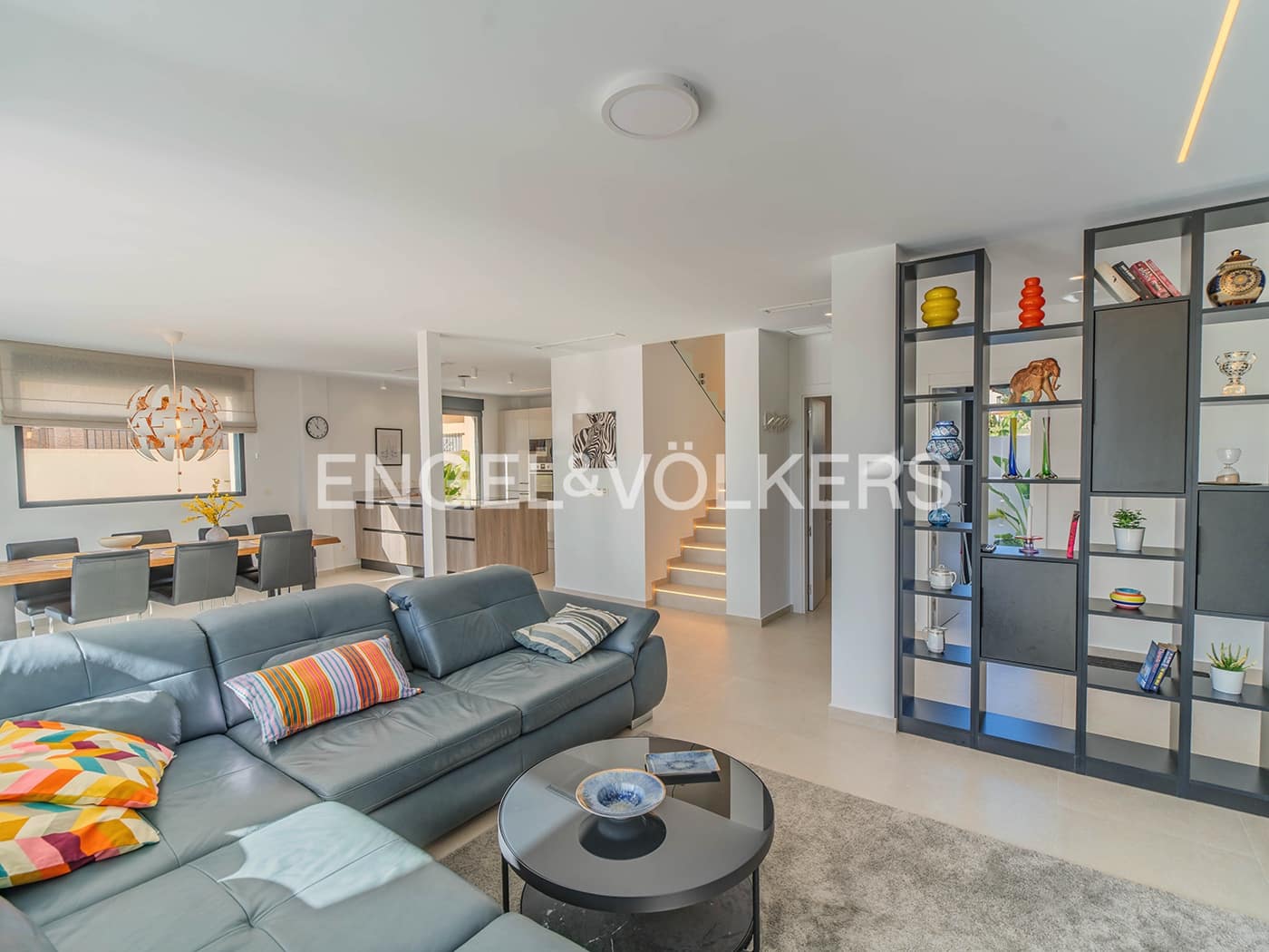 4 bedroom Villa for sale in La Marina with pool garage - € 660,000 (Ref: 9588226)