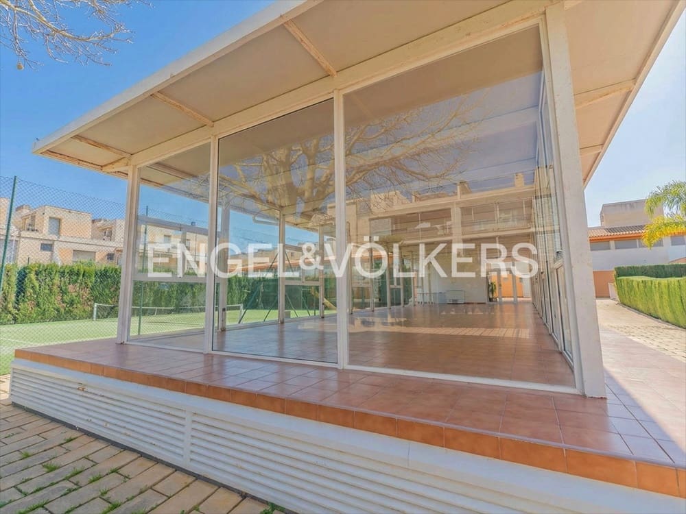 5 sovrum Bungalow till salu i Alicante stad med pool garage - 690 000 € (Ref: 9610226)