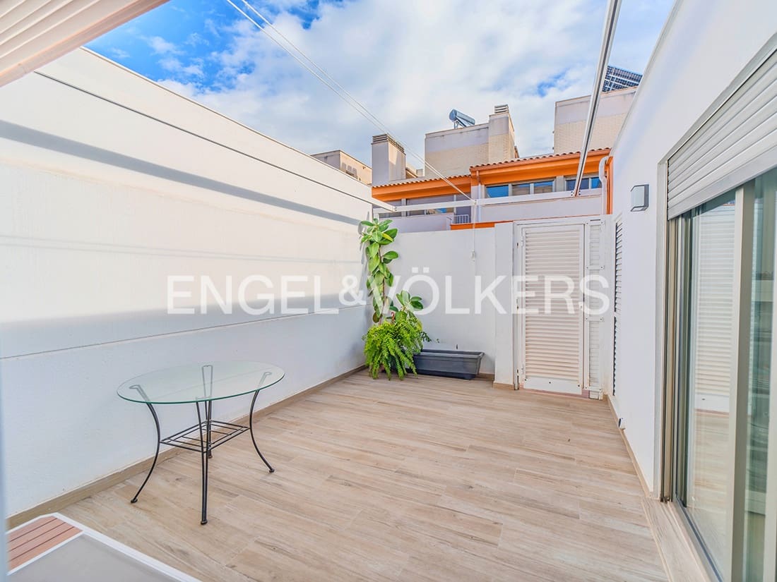 5 sovrum Bungalow till salu i Alicante stad med pool garage - 690 000 € (Ref: 9610226)