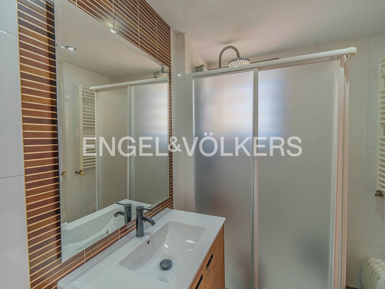 5 sovrum Bungalow till salu i Alicante stad med pool garage - 690 000 € (Ref: 9610226)