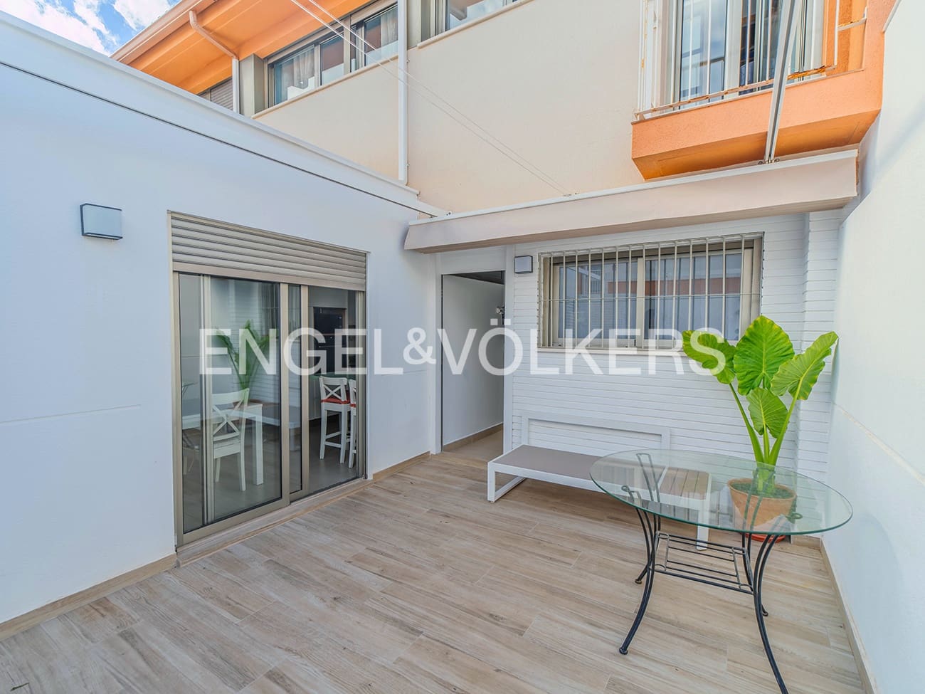 5 sovrum Bungalow till salu i Alicante stad med pool garage - 690 000 € (Ref: 9610226)