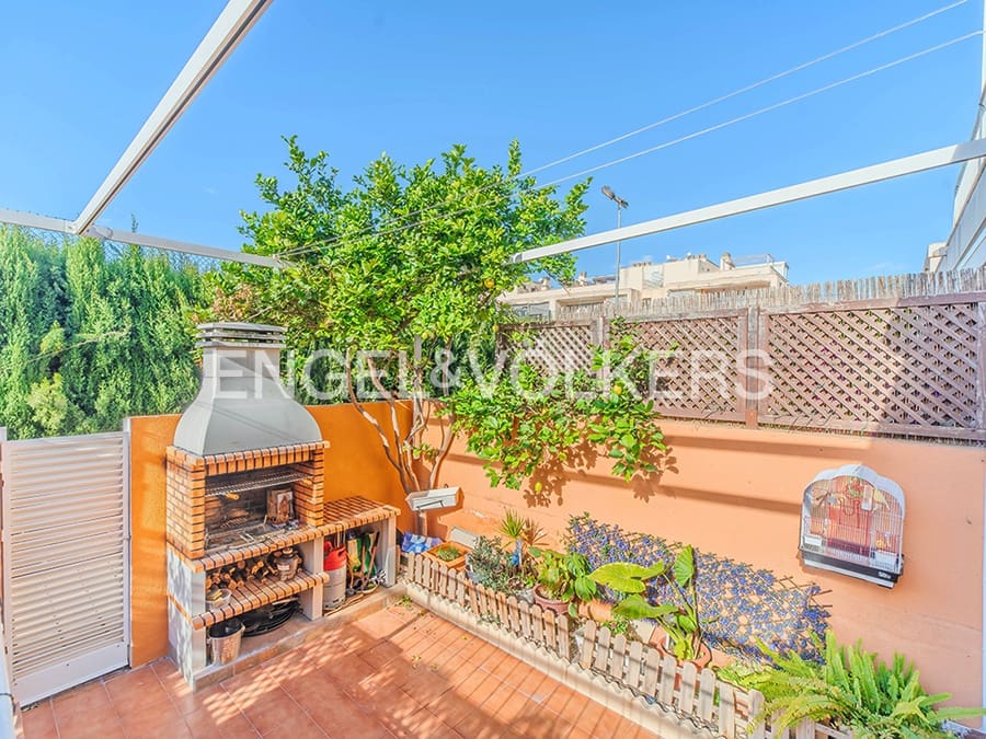 5 sovrum Bungalow till salu i Alicante stad med pool garage - 690 000 € (Ref: 9610226)