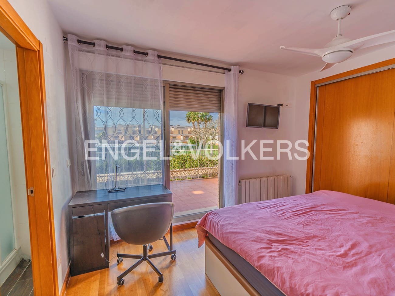 5 sovrum Bungalow till salu i Alicante stad med pool garage - 690 000 € (Ref: 9610226)