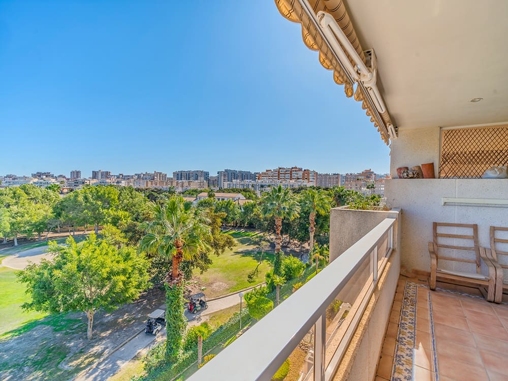 2 soveværelse Lejlighed til salg i Alicante by med swimmingpool garage - € 375.000 (Ref: 9626451)