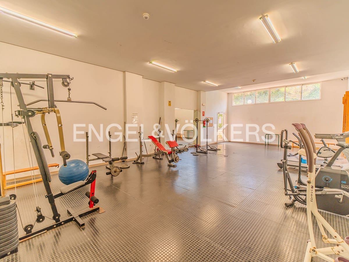 2 soveværelse Lejlighed til salg i Alicante by med swimmingpool garage - € 375.000 (Ref: 9626451)