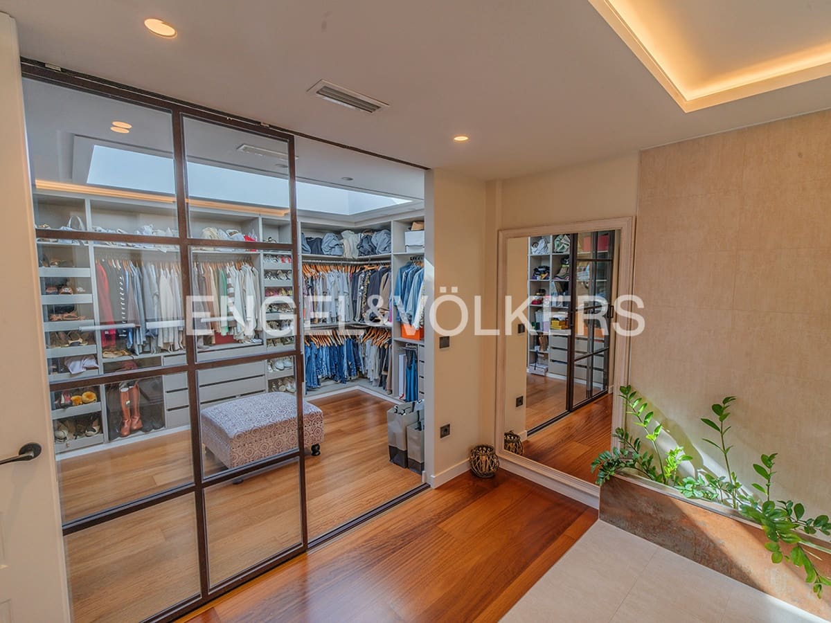 Chalet de 5 habitaciones en Alicante / Alacant ciudad en venta con piscina garaje - 1.650.000 € (Ref: 9626486)