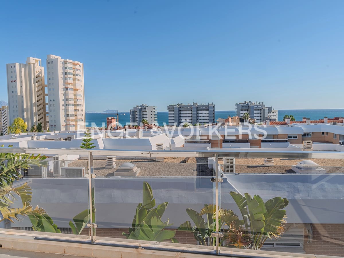 Chalet de 5 habitaciones en Alicante / Alacant ciudad en venta con piscina garaje - 1.650.000 € (Ref: 9626486)