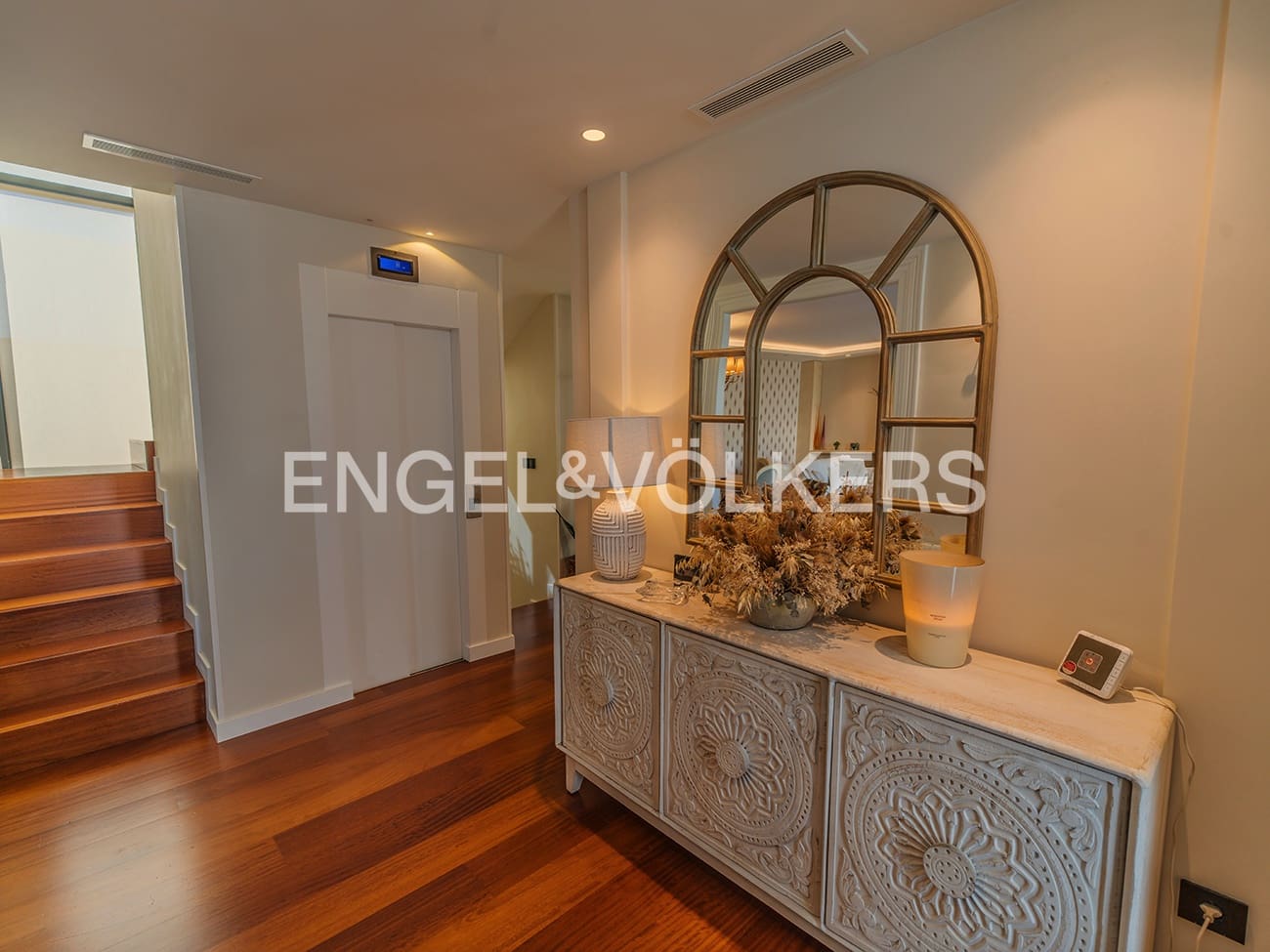 Chalet de 5 habitaciones en Alicante / Alacant ciudad en venta con piscina garaje - 1.650.000 € (Ref: 9626486)