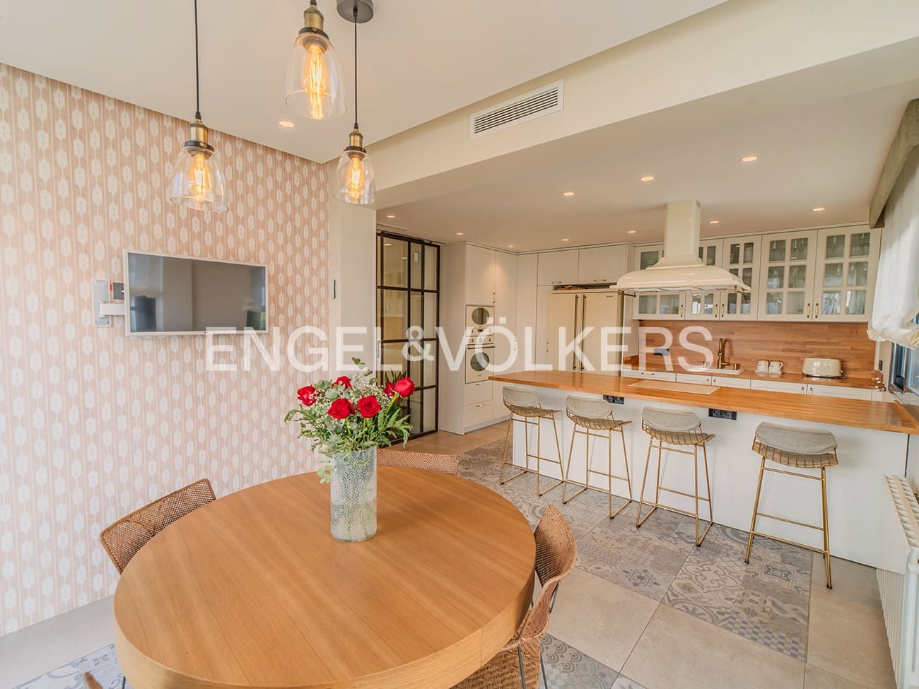 Chalet de 5 habitaciones en Alicante / Alacant ciudad en venta con piscina garaje - 1.650.000 € (Ref: 9626486)