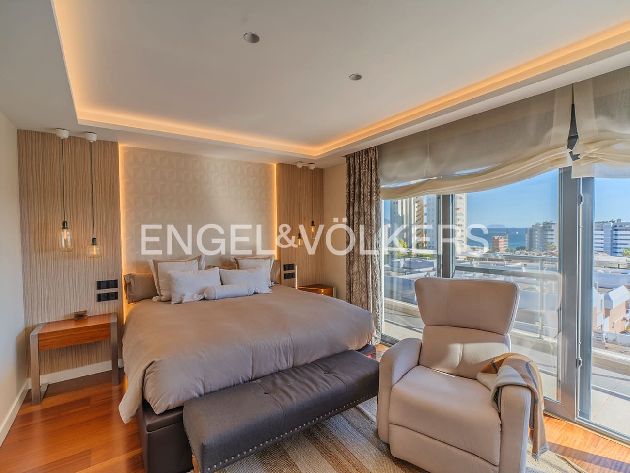 Chalet de 5 habitaciones en Alicante / Alacant ciudad en venta con piscina garaje - 1.650.000 € (Ref: 9626486)