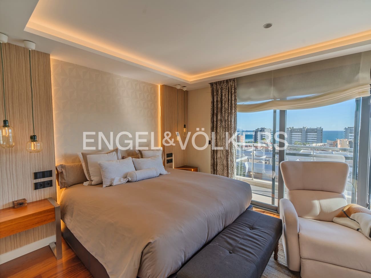 Chalet de 5 habitaciones en Alicante / Alacant ciudad en venta con piscina garaje - 1.650.000 € (Ref: 9626486)