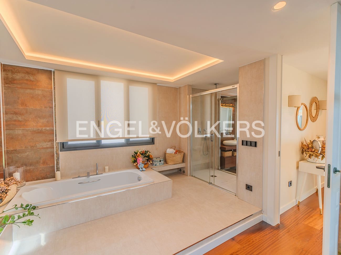 Chalet de 5 habitaciones en Alicante / Alacant ciudad en venta con piscina garaje - 1.650.000 € (Ref: 9626486)